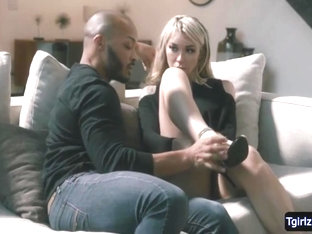 Stunning Shemale Aubrey Kate Enjoys Dillions Bbc Up Her Ts Ass