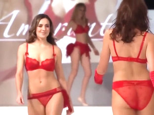 Sexy Fashion Show Hot Lingerie