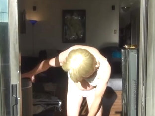 Naughty gigi - loves being watched