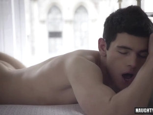 Hot dilf ass to mouth with cumshot