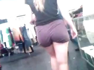 Candid Jiggly Thick Ass In Booty Shorts