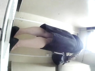 Spy Cameras In Public Toilet Caught Chubby Woman