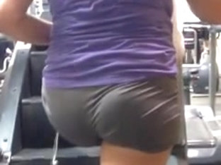 AMAZING Latina pawg! 1