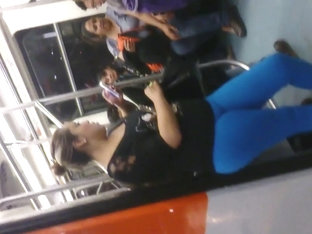 vagina marcada en el metro