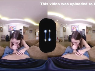 Blair Williams, Virtual Reality And Vr Porn - Big Boobed Must Cum Before Her Flight