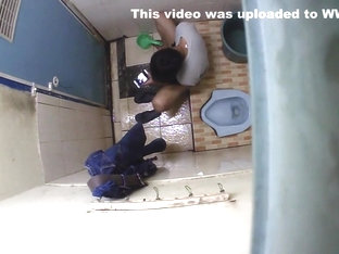 Spycam Boy Martubation In Toilet