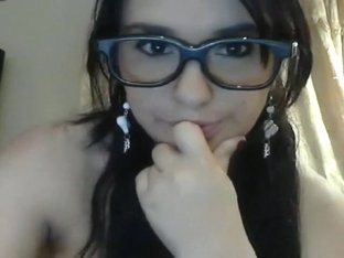 Beautiful Latina Slut Masturbates On Cam