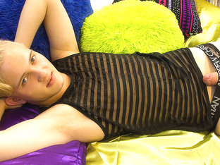 Shaved Smooth & Loaded With Cum - Oliver Tucker - ZackRandall