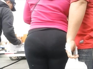 Candid Butt 16