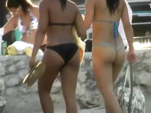 Brazilian ass in a g-string bikini is perfect