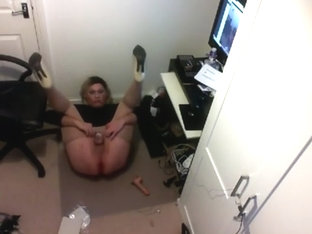 Kim nylons takes it on her back like a slut