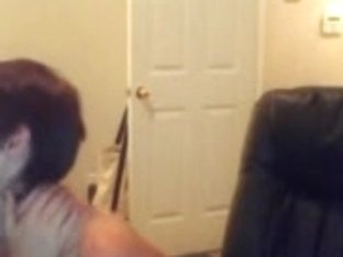 Teen Lesbians Kissing On Webcam Show
