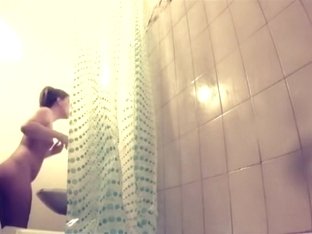 Pleasant Blow Job-sex In The Shower