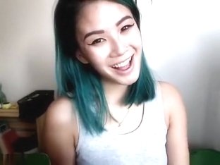 Crazy Webcam video with Asian scenes