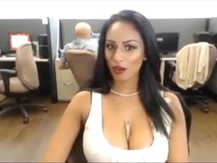 Sexi Desi Floozy On Skype 4