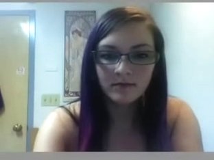 Amateur Brunette Sex Clip With Me Posing On Webcam