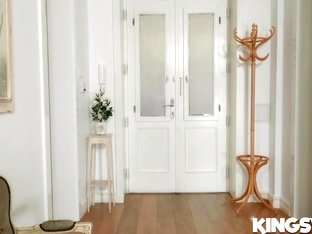 Frida Sante And Melody Petite In Threesome Fiesta