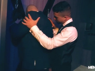 Sex With Sexy Bar Attendant