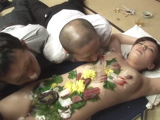 Eating Her Out As If She Is A Sex Salad