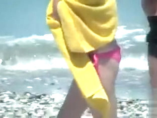 Bikini Girl Cameltoe In Beach Voyeur Video