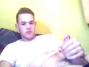 American Grad Student Wanks On Cam