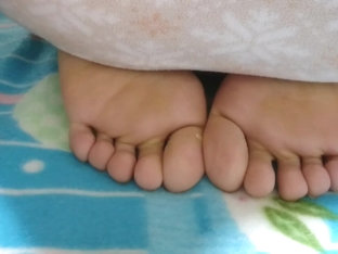 Japanese Girl's Soles In Seiza Position