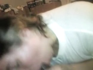 That Hottie knows how to suck