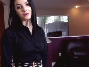 Model Realtor Enjoys Getting Fucked