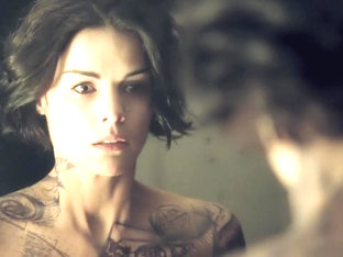 Blindspot S01e01 (2015) Jaimie Alexander