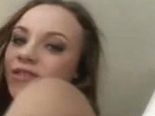 SDRUWS2 - TINY SEXY LADY WITH 3 HOLES OBTAINABLE