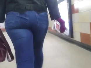 Hot big ass in the early morning