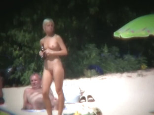 Nudist Beach Voyeur Shots Of Sexy And Tanned Women