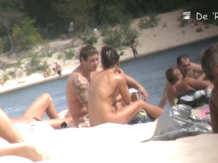 Voyeur beach nudity and topless show with hot girls