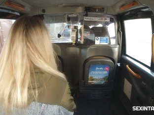 Horny Blonde Showed Tits To Taxi Driver - Cayla Lyons And Steve Q