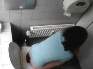 Pissing Teens Are Filmed By A Camera