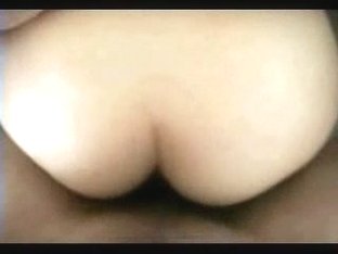 The chair goes round and round :-)