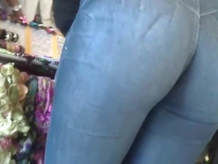 Candid Jeans Booty