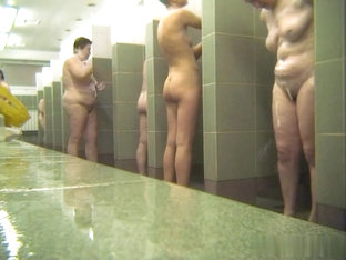 Hot Russian Shower Room Voyeur Video  33