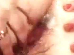 PAPA ET FILLE PUIS MERE AVEC SON CONCOMBRE