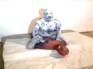 spiderman humped by his spider enemy
