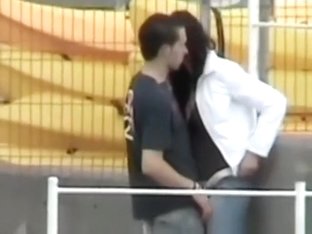 Voyeur Tapes A Dude Fingering His GF In Public