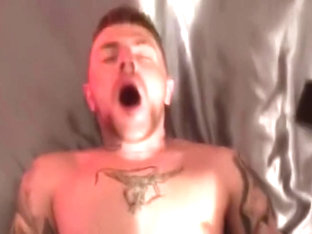 Danny Gunn fucking sucking BBC interracial gay sex justfor.fans/dannygunnxx