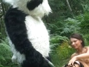 Hawt thong on fuck with juvenile artist outdoor