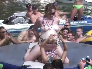 Springbreaklife Video: Party Cove Sexfest