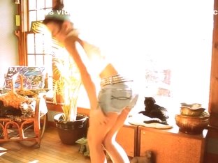 Superlatively Good Twerking Livecam Dance Clip