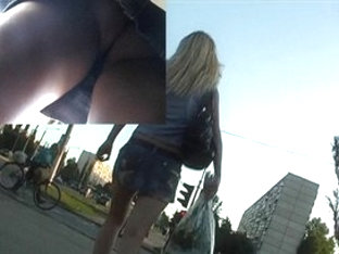 Blond girl trolley upskirt