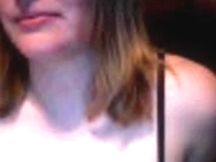 Curvy gal in webcam strip