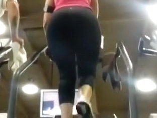 Amazingly Hot Chick With Big Luscious Butt Loves Stair Climber Machine