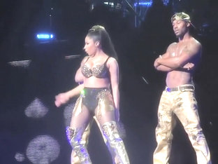 The Pinkprint Tour - Nicki Minaj (live)