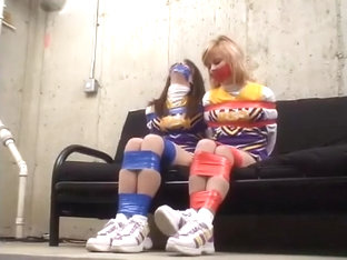 Jennipher Jordan - cheerlleader kipped